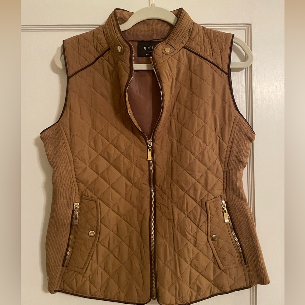 Active USA Lightweight Vest